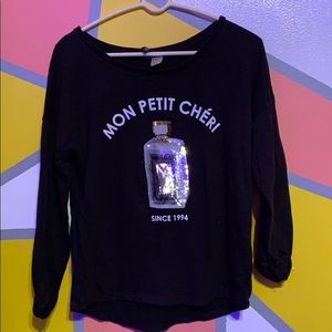 Black sweatshirt with sequins